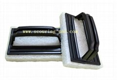 thick scouirng pad with stick handle