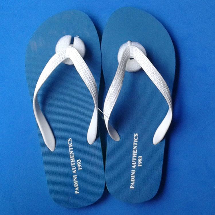 China manufacturing custom cheap gifts flip flops/OEM flipflops