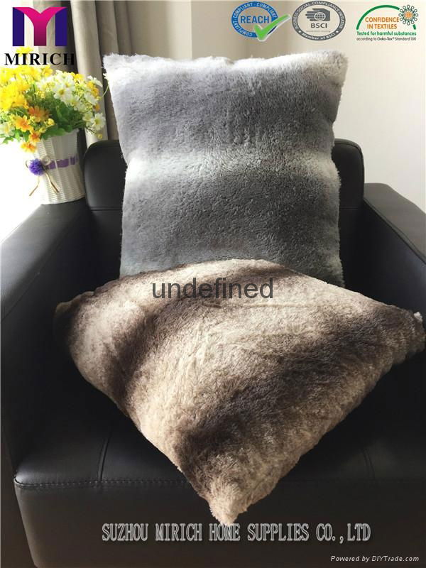 Double Side Fake Fur Discharge Printing China Cushion