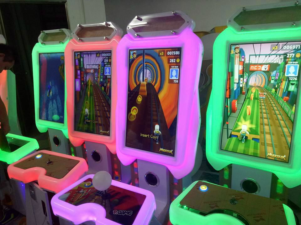 Cheap arcade lottery machine redemption game machine Parkour Subway surfer  4