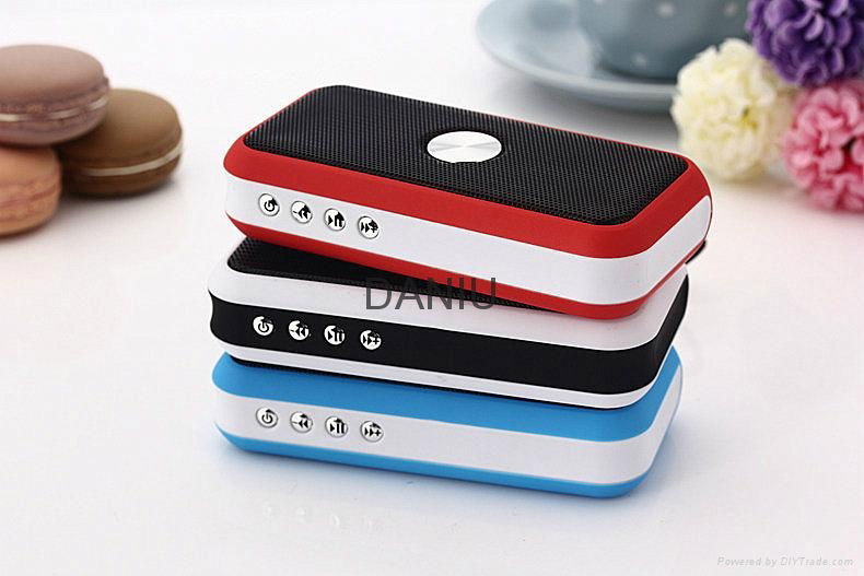 New Arriving 2 in 1 Wireless Bluetooth Speaker with Rechargeable Battery Functio 4