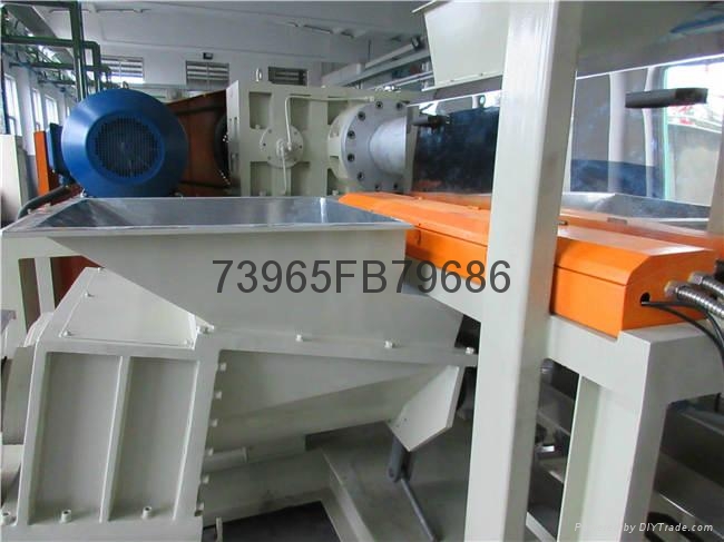 PVC仿大理石片材擠出機