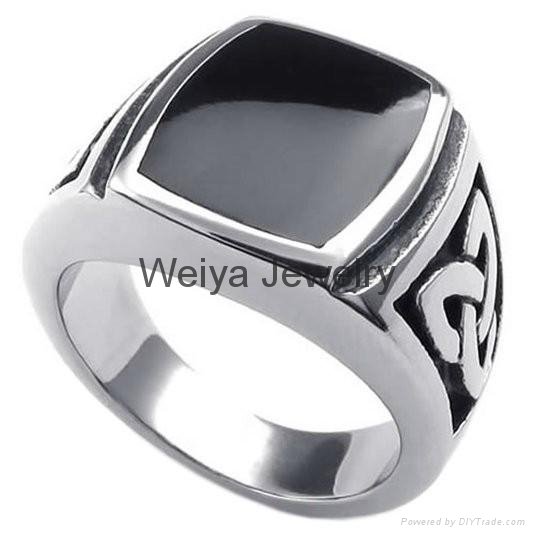 2016 Hot Sales Custom Black Silver and Shell Stainless Steel Signet Ring in Celt 2