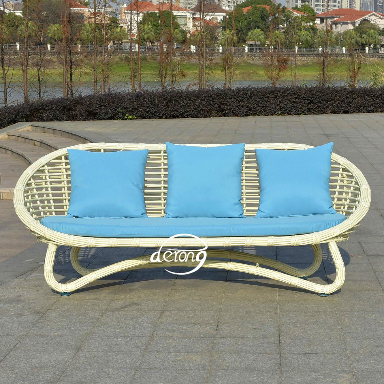 PE rattan patio relax outdoor sofa set with waterproof cushions 3
