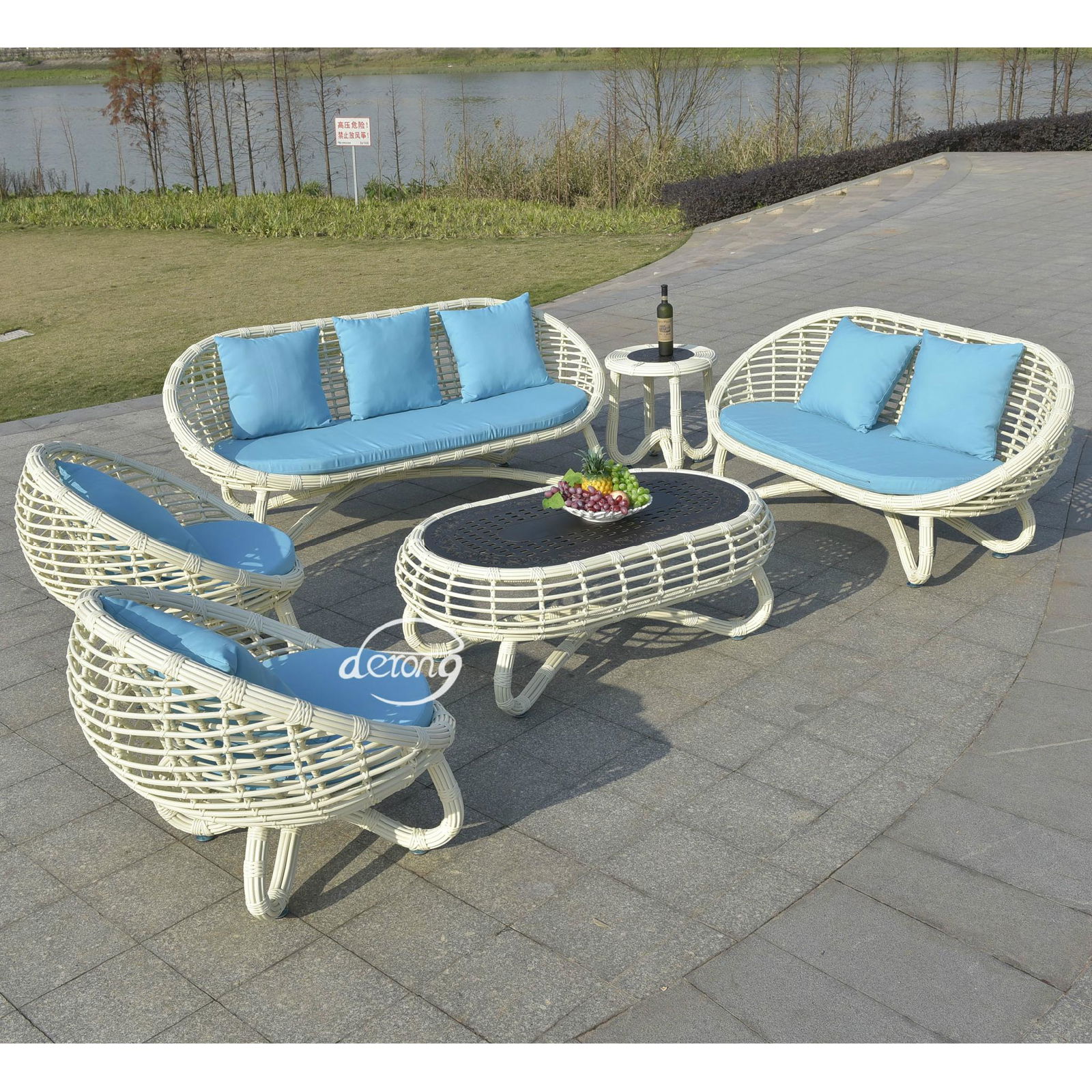 PE rattan patio relax outdoor sofa set with waterproof cushions