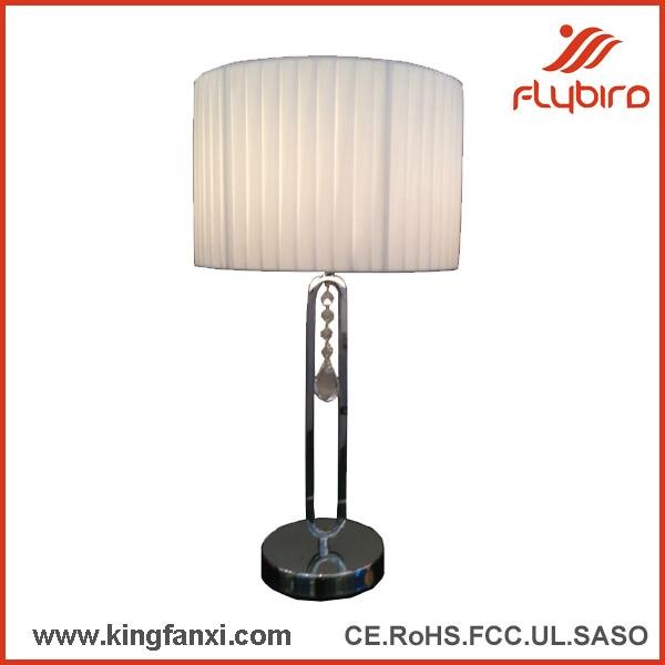  Metal  table  lamp 4