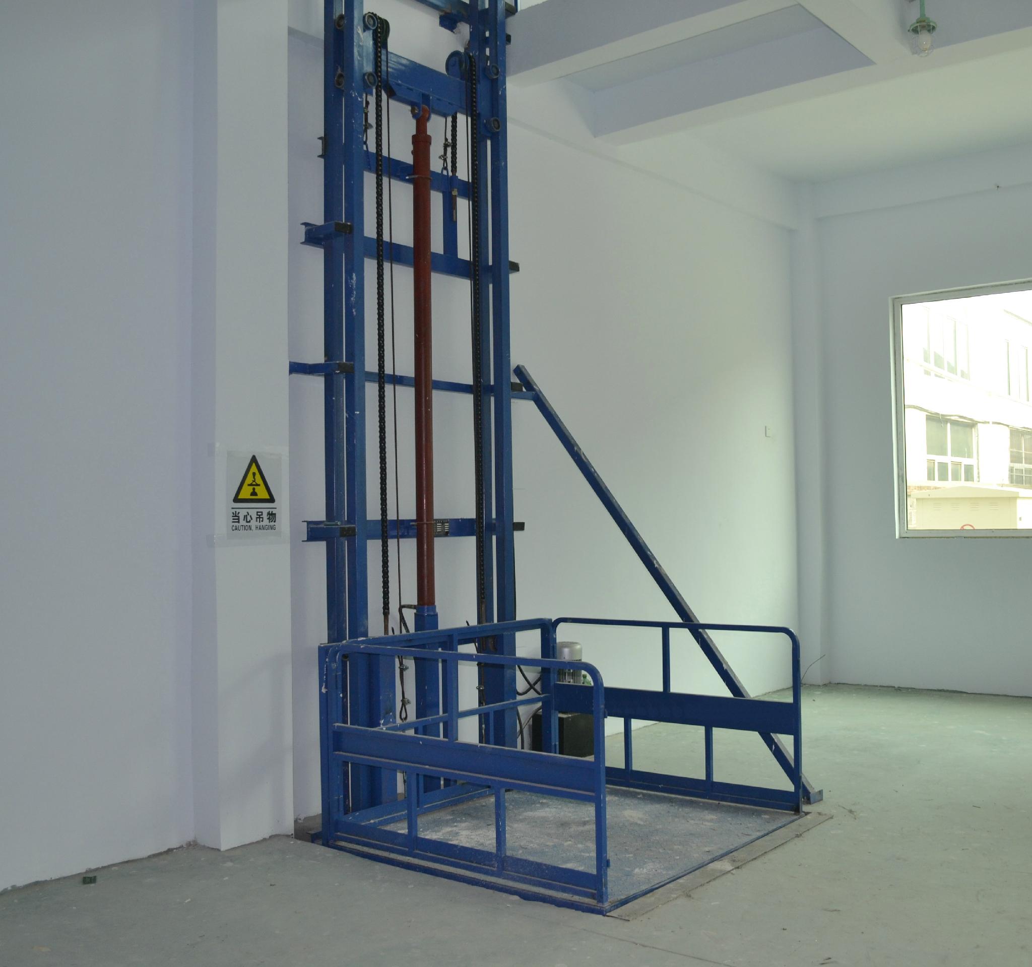 guide rail cargo lift elevator shandong sevenlift (China Manufacturer