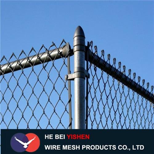 PVC coated chain link fence 4