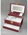 Semi automatic closing leather jewelry box