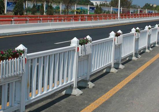 PVC道路护栏 2