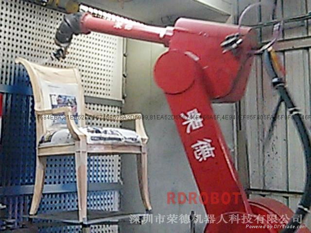 傢具噴塗機器人噴塗木椅 2