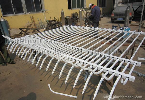 Zinc Steel Fence 4