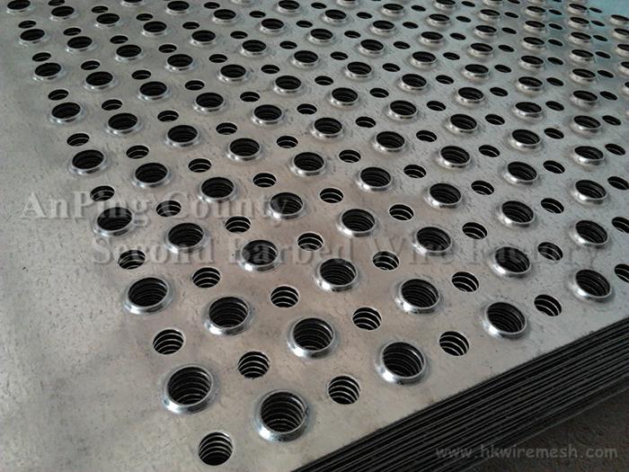 High Quality Antiskid Punching Plate 4