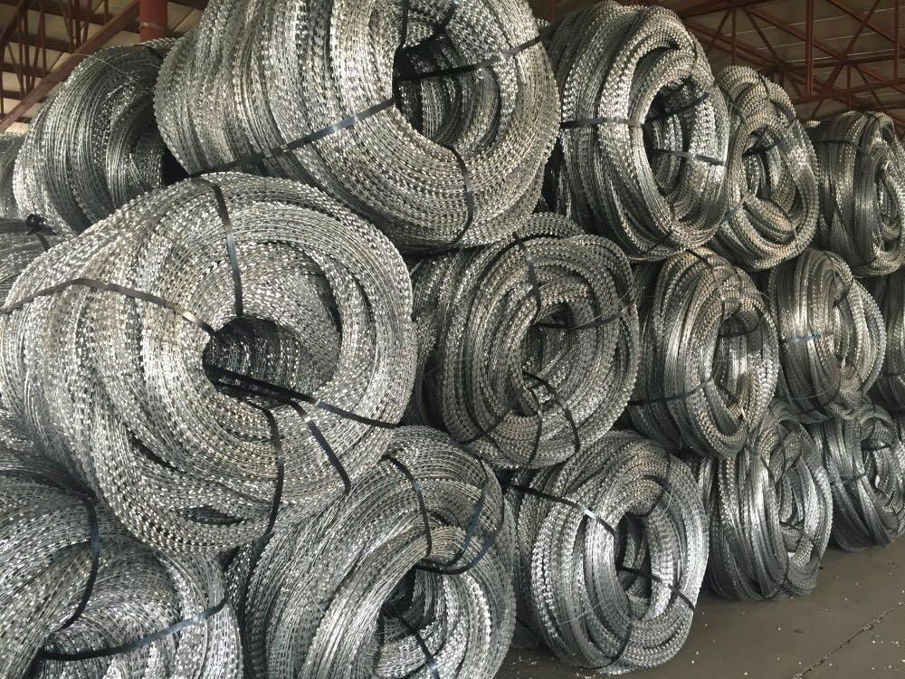 Hot dipping galvanized wire 5