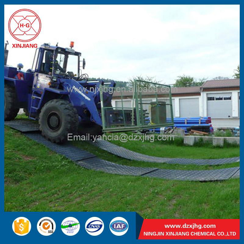 Non-slip HDPE excavator road mat 2