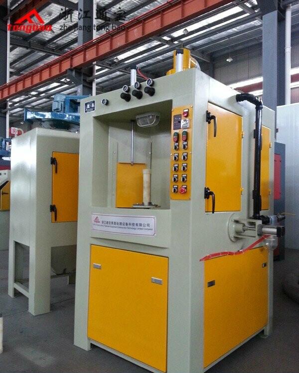 TB1417-8A轉盤式自動噴砂機 4