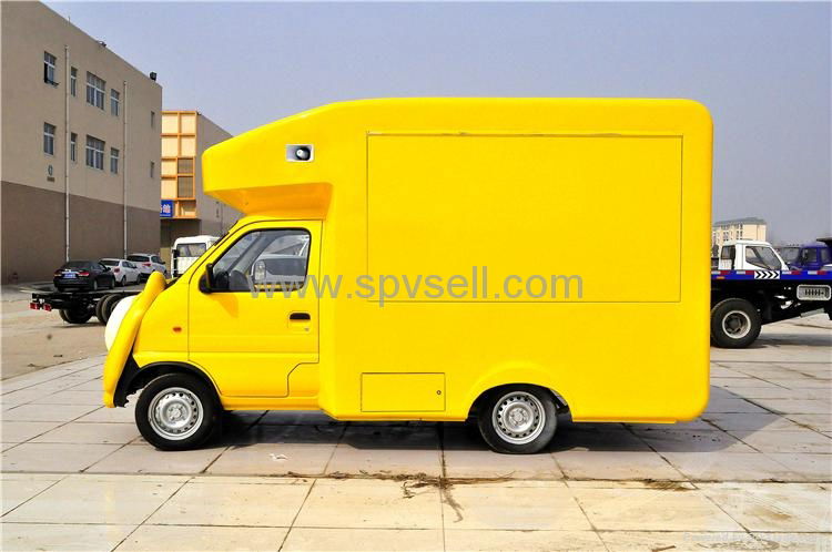Small brand new JBC mobile food truck for sale in china  2