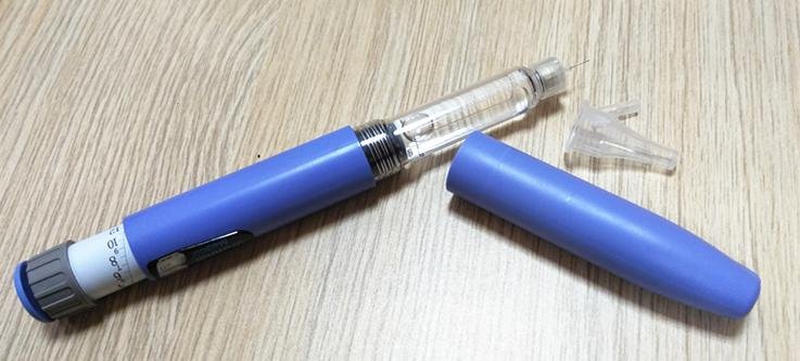 Repeated use of insulin pen (aluminum shell) 4