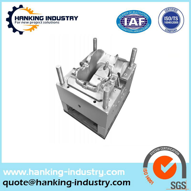 custom plastic injection mold maker