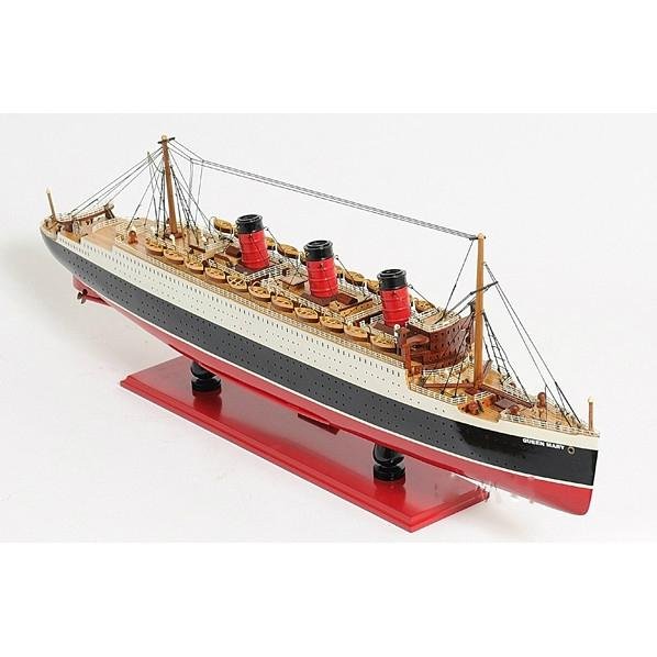 QUEEN MARY I MODEL BOAT 5