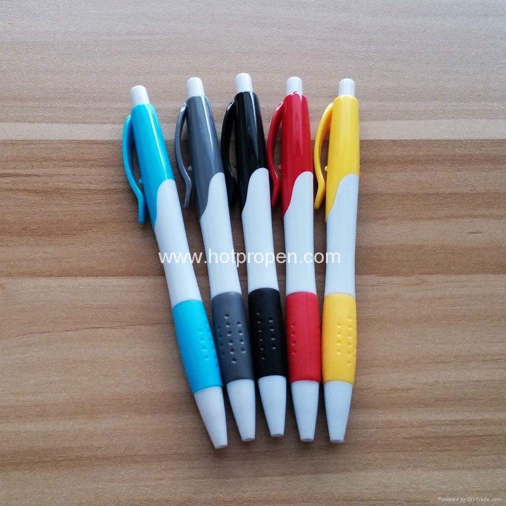 小跳筆塑料廣告筆帶彩色護套簡易圓珠筆