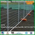 Welded wire mesh fence with peach post 4