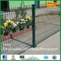 Welded wire mesh fence with peach post 5