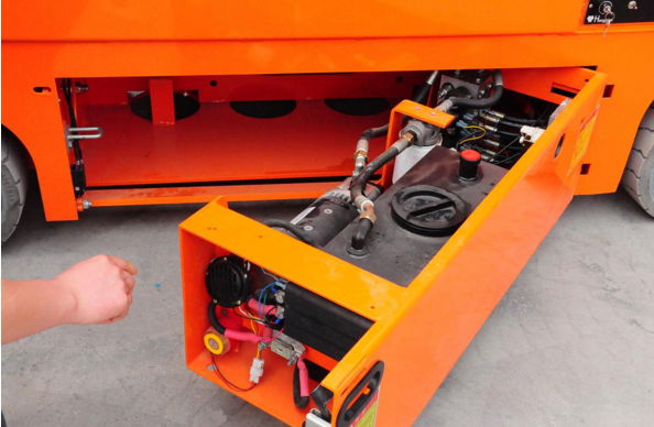 SJYZ0.3-6 6Meter Self- Movable Scissor Lift Table 5