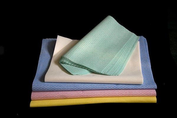 Spunlace nonwoven cloth used for hotel restaurant family 