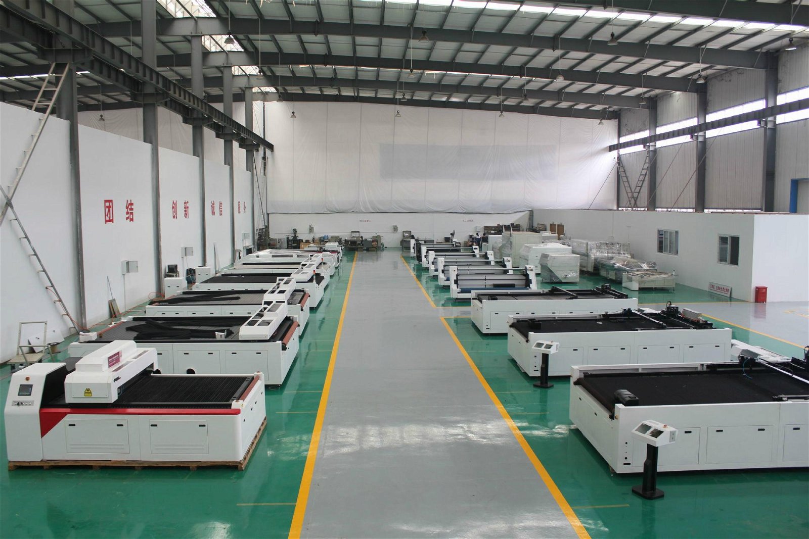 Sublimation Fabric Laser Cutter for Sportswear 5