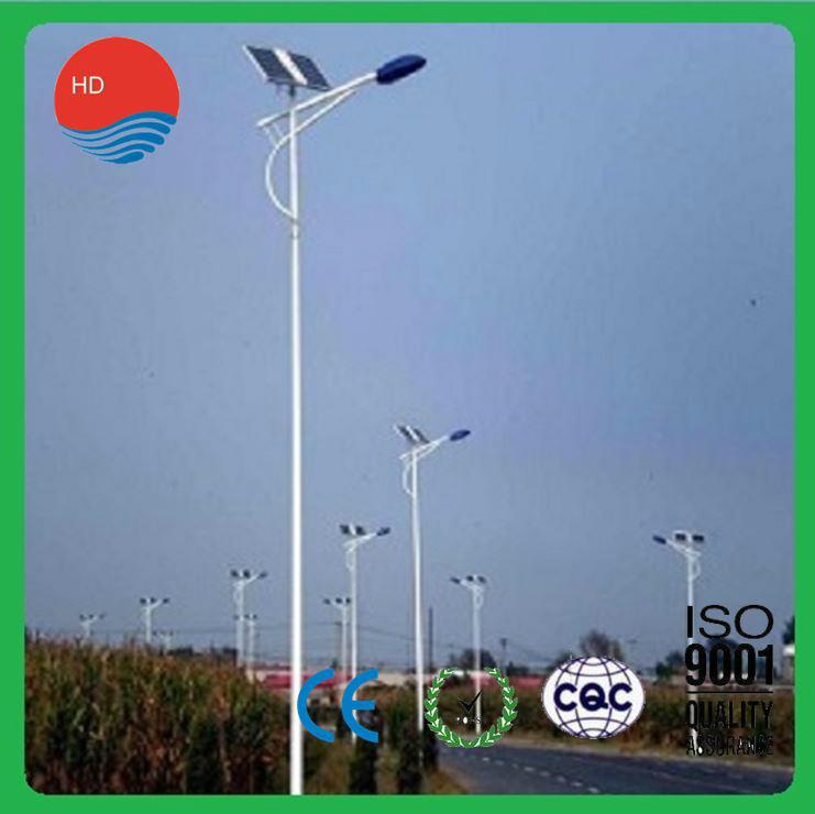 China Factory Price 12m 100W CCC IP65 Street Solar Lamp