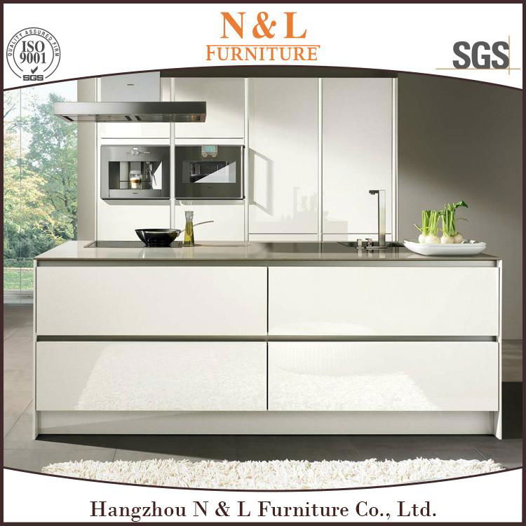 N&L kitchen cabinet with white lacquer finishing 3