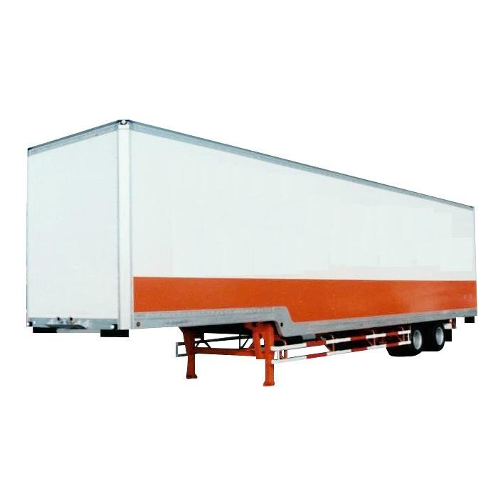 Dry freight semi-trailer