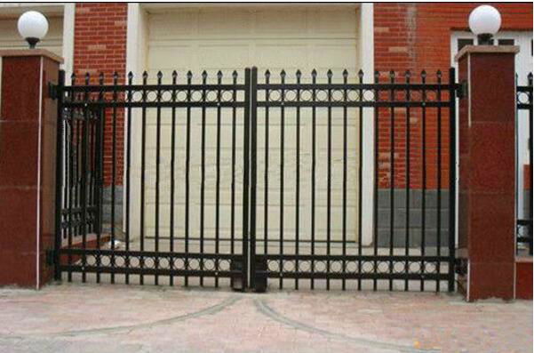 China Supplier Security used   Metal Fence Panels 3