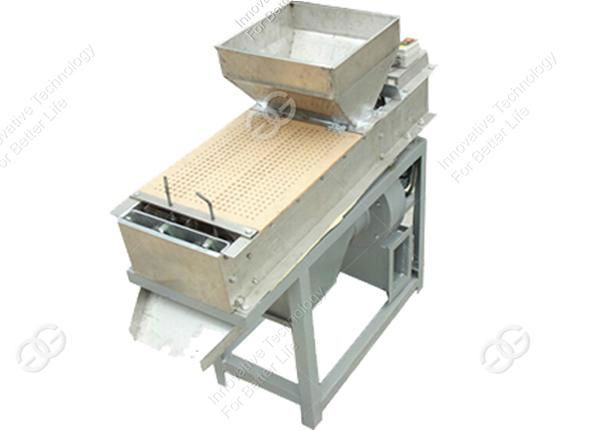 Hot Sale Dry Peanut Peeler Machine in Factory Price