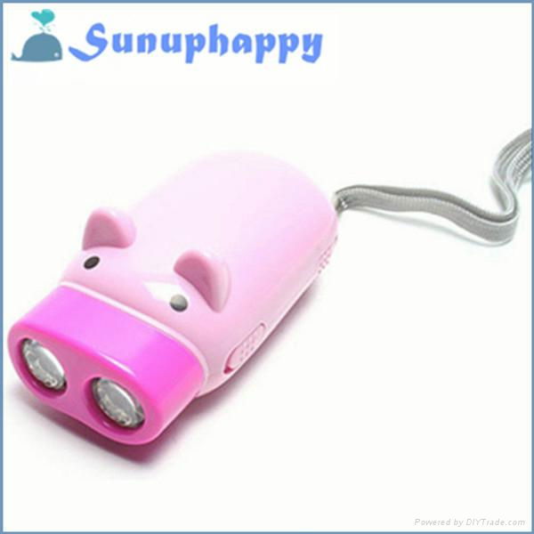 Wholesale custom cartoon plastic green pig shape flashlight 2