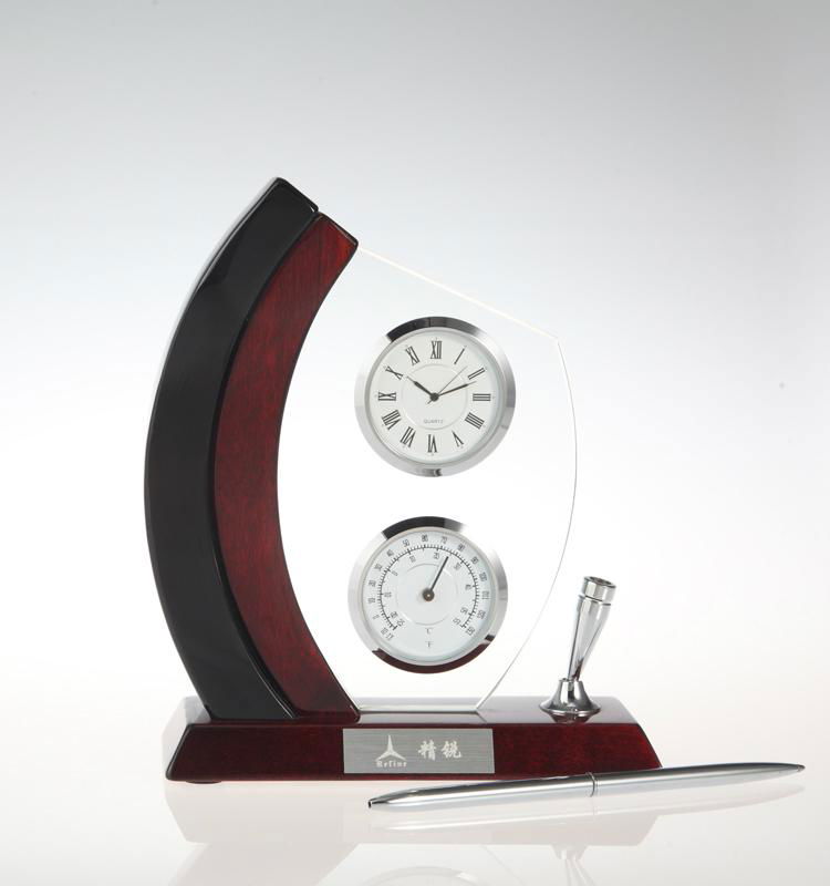 Conda Luxury Wooden desk clock 2