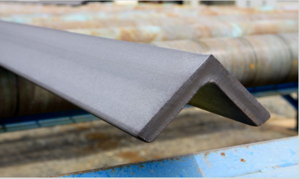 ASTM A36 hot rolled low carbon steel angle with 90 degree angle shape 3