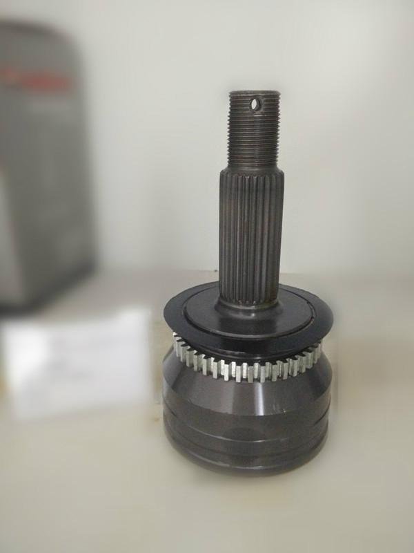 Outer CV Joint for   SAAB