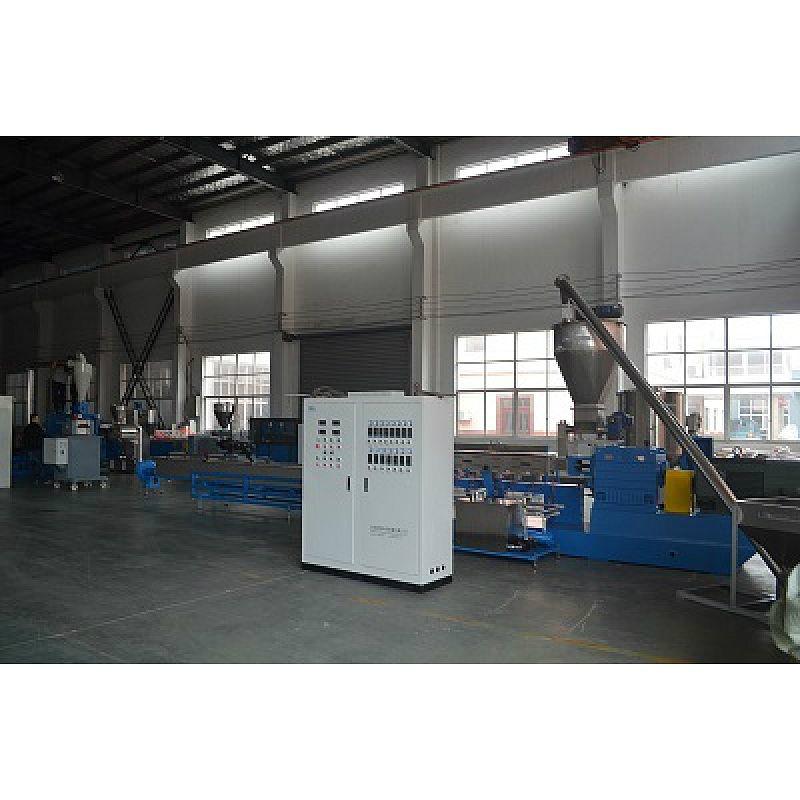 PET Bottle flakes pelletizing machine 2