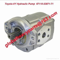 Toyota 4Y Forklift Hydraulic Pump   67110-23871-71 