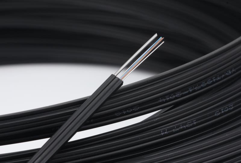 FTTH Drop Cable 1 Core Fiber Optic Cable FRP Rod LSZH