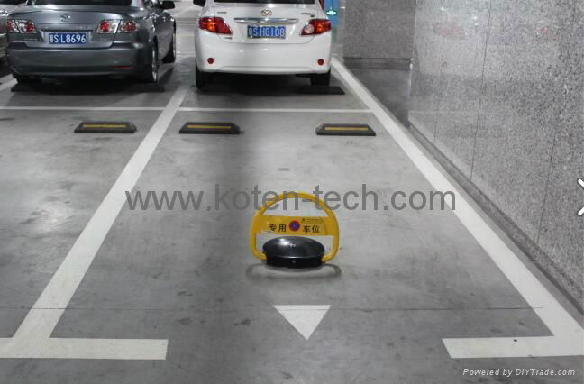 Lead-acid Battery Powered Remote Control Parking Space Protector