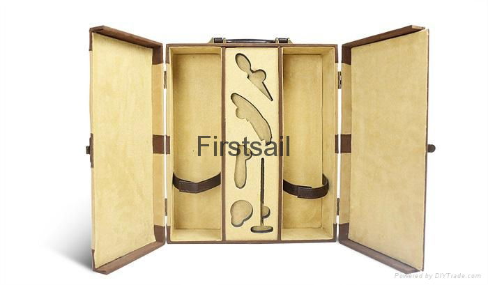 velvet lining wine box with wine tool set