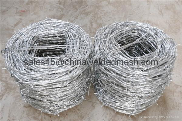 PVC/Galvanized Barbed Wire From Stock 5