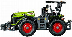 LEGO Technic 42054 CLAAS XERION 5000 TRAC VC Building Kit (1977 Piece)