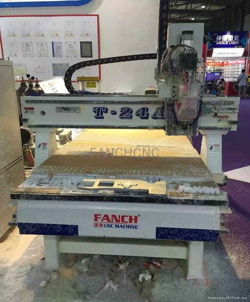 ATC metal and wood cnc router machine with 6 tool changer positions 2
