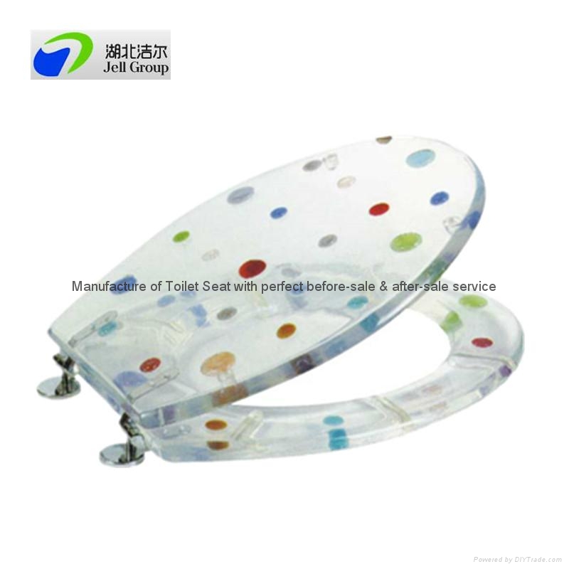 19" Elongated polyresin toilet seat with zinc alloyed soft close hinges