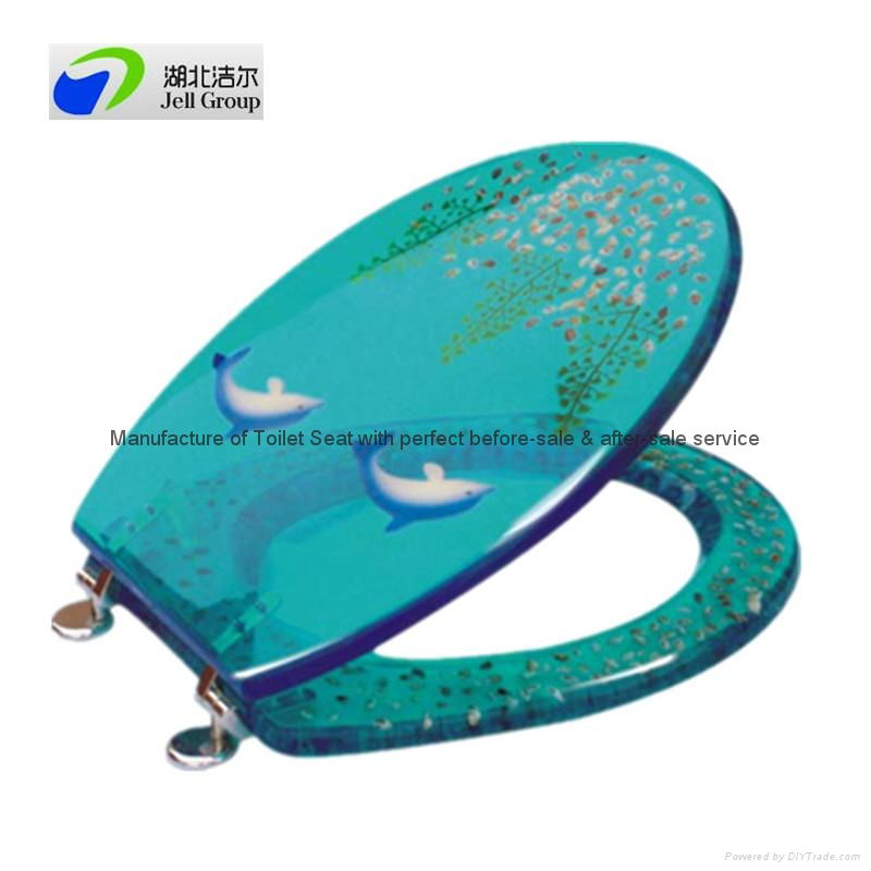 19" Elongated polyresin toilet seat with zinc alloyed soft close hinges 2