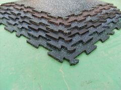 12mm thick crossfit interlocking rubber tiles for gym flooring